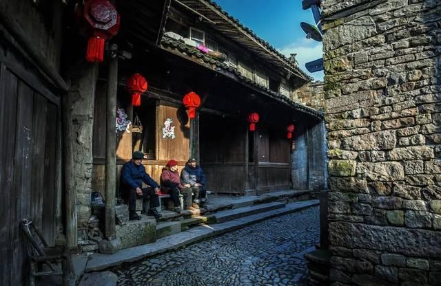 无人的神秘村